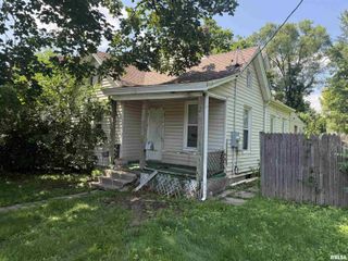 907 E VIRGINIA Avenue, Peoria, IL 61603