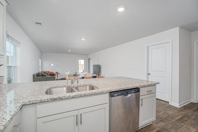 1843 Wildhorse Drive, Sumter, SC 29153