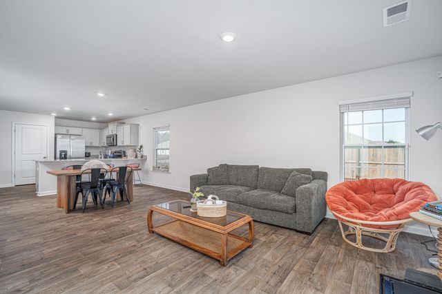 1843 Wildhorse Drive, Sumter, SC 29153