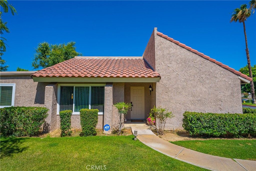 Image 16 of property listing at 74755 San Cristoval, Palm Desert, CA 92260