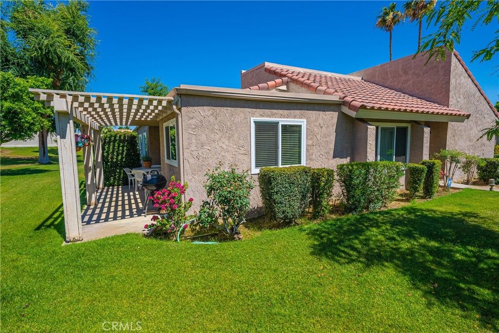Image 17 of property listing at 74755 San Cristoval, Palm Desert, CA 92260
