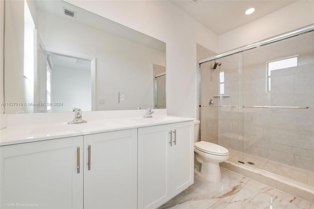 28725 SW 133rd Ct 28725, Homestead, FL 33033