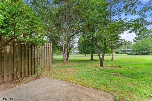 1901 Wilshire Ct, Hillsborough Twp., NJ 08844