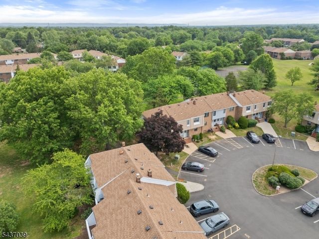 1901 Wilshire Ct, Hillsborough Twp., NJ 08844