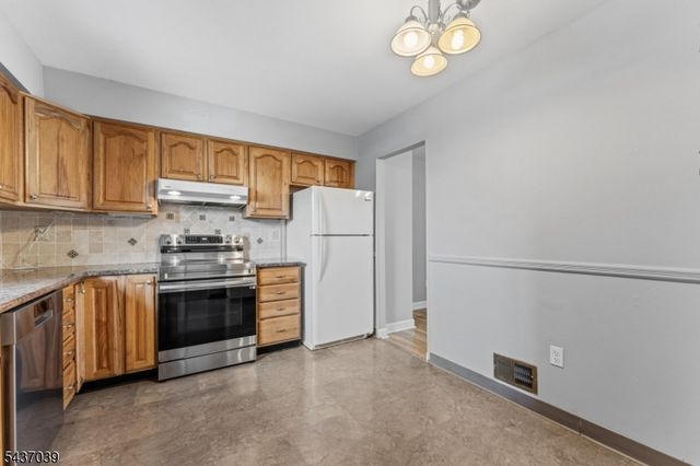 1901 Wilshire Ct, Hillsborough Twp., NJ 08844