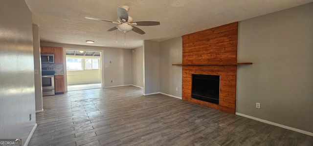 6131 Rockbridge Road, Stone Mountain, GA 30087