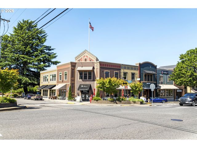 3900 KENTHORPE Way, West Linn, OR 97068
