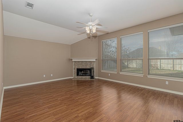 1909 Golden Bay, Whitehouse, TX 75791