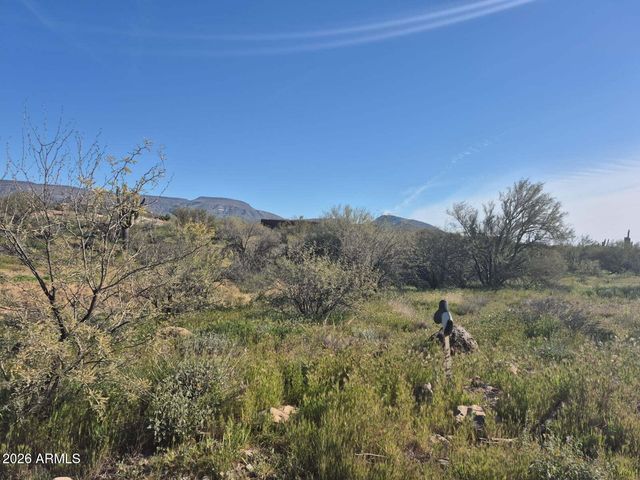 10XX E Circle Mountain Road 0, New River, AZ 85087