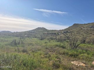 10XX E Circle Mountain Road 0, New River, AZ 85087