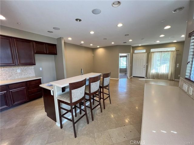 4996 Arborwood Lane, Riverside, CA 92504