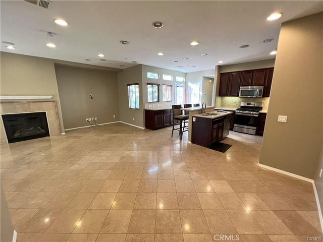 4996 Arborwood Lane, Riverside, CA 92504