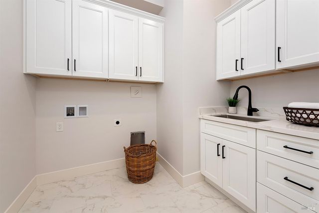 3763 Paxton Pl, Santa Rosa, CA 95404