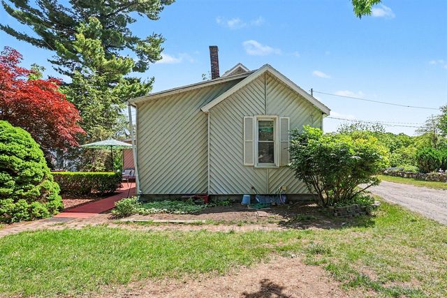 1989 Addison Street, Muskegon, MI 49441