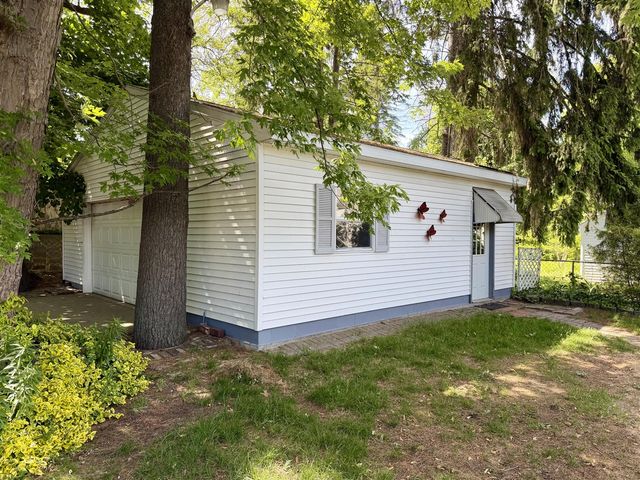 1989 Addison Street, Muskegon, MI 49441