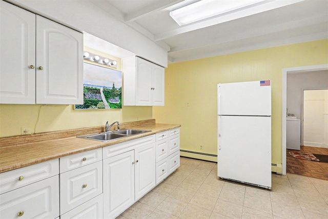 1989 Addison Street, Muskegon, MI 49441