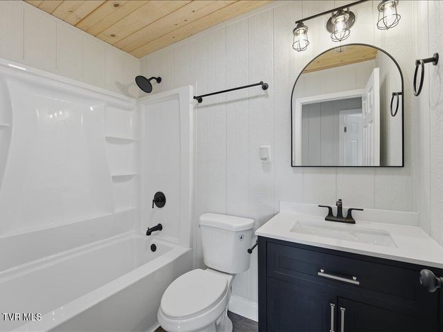 1205 Ledford Avenue, Morristown, TN 37813