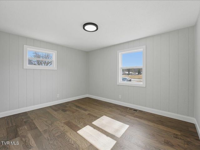 1205 Ledford Avenue, Morristown, TN 37813