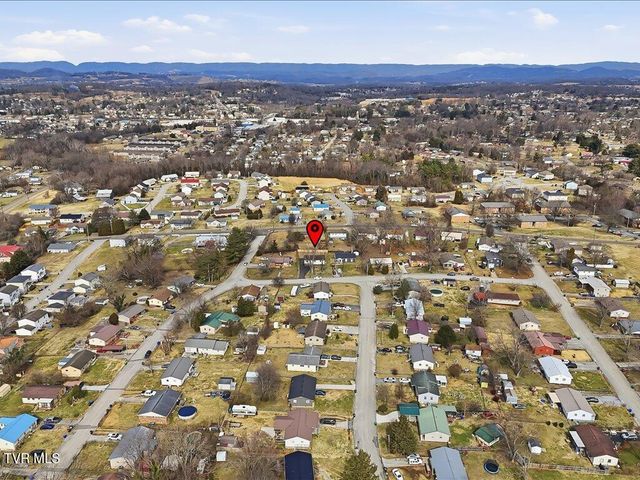 1205 Ledford Avenue, Morristown, TN 37813