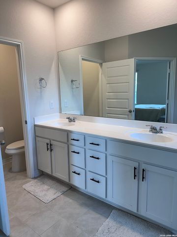 122 Desert Poppy, Bandera, TX 78003