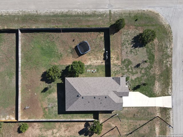 122 Desert Poppy, Bandera, TX 78003