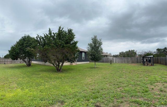 122 Desert Poppy, Bandera, TX 78003