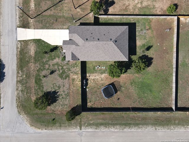 122 Desert Poppy, Bandera, TX 78003
