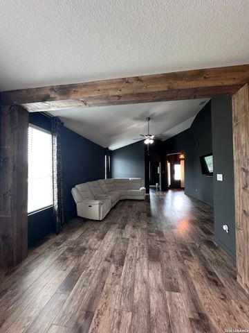 122 Desert Poppy, Bandera, TX 78003