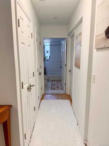 1 Hawley Terrace 5J, Yonkers, NY 10701