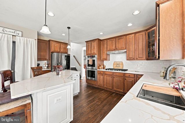 355 GREENFIELD ST, Manchester, PA 17345