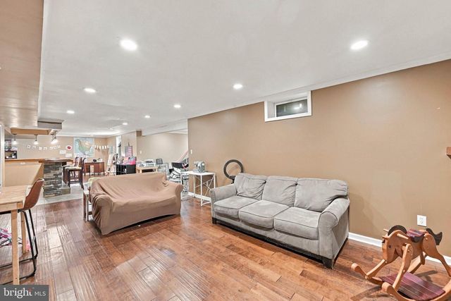 355 GREENFIELD ST, Manchester, PA 17345