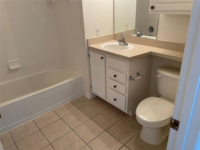 1325 LAKE SHADOW CIRCLE 12305, Maitland, FL 32751