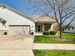 4732 N FALLVIEW LANE #1701, Appleton, WI 54913