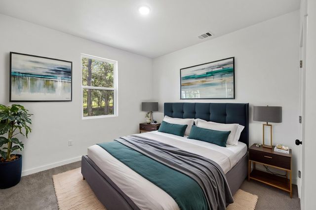 165 Nuuanu LN, Bastrop, TX 78602