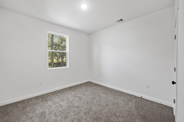 165 Nuuanu LN, Bastrop, TX 78602