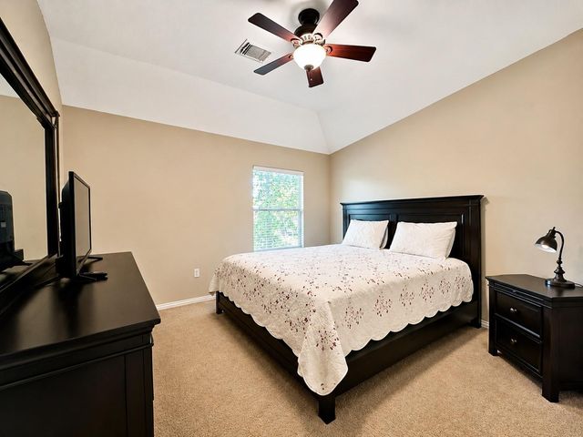 6 Meadow Rose Place, The Woodlands, TX 77382