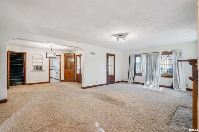 314 W 3RD Street, Prophetstown, IL 61277