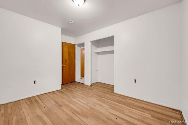 27665 Aberdeen Street, Southfield, MI 48076