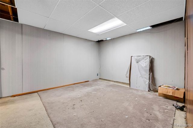 27665 Aberdeen Street, Southfield, MI 48076