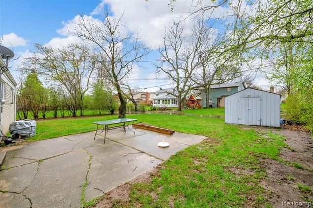 27665 Aberdeen Street, Southfield, MI 48076