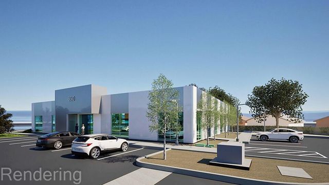 390 Hartnell Avenue, Redding, CA 96002