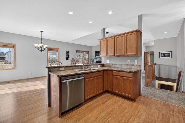 409 Coyle Parkway, Cottage Grove, WI 53527