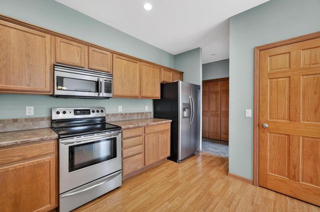 409 Coyle Parkway, Cottage Grove, WI 53527