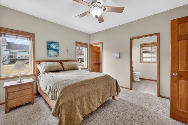 409 Coyle Parkway, Cottage Grove, WI 53527