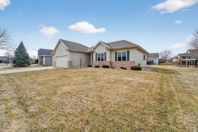 409 Coyle Parkway, Cottage Grove, WI 53527