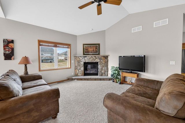 409 Coyle Parkway, Cottage Grove, WI 53527