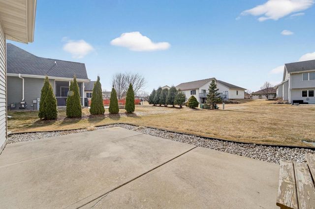 409 Coyle Parkway, Cottage Grove, WI 53527