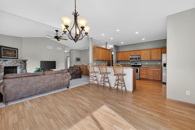 409 Coyle Parkway, Cottage Grove, WI 53527