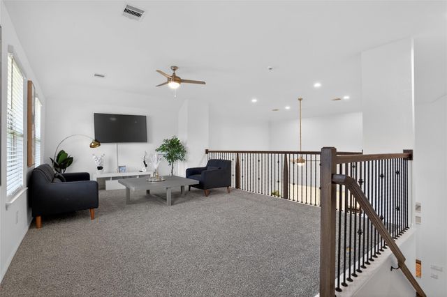 326 Westlake Terrace Drive, Conroe, TX 77304
