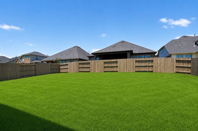 326 Westlake Terrace Drive, Conroe, TX 77304
